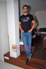 Ashmit Patel at party hosted by Anita Hassanandani and Nazneen Sarkar in Puro on 9th Sep 2009 (6).JPG